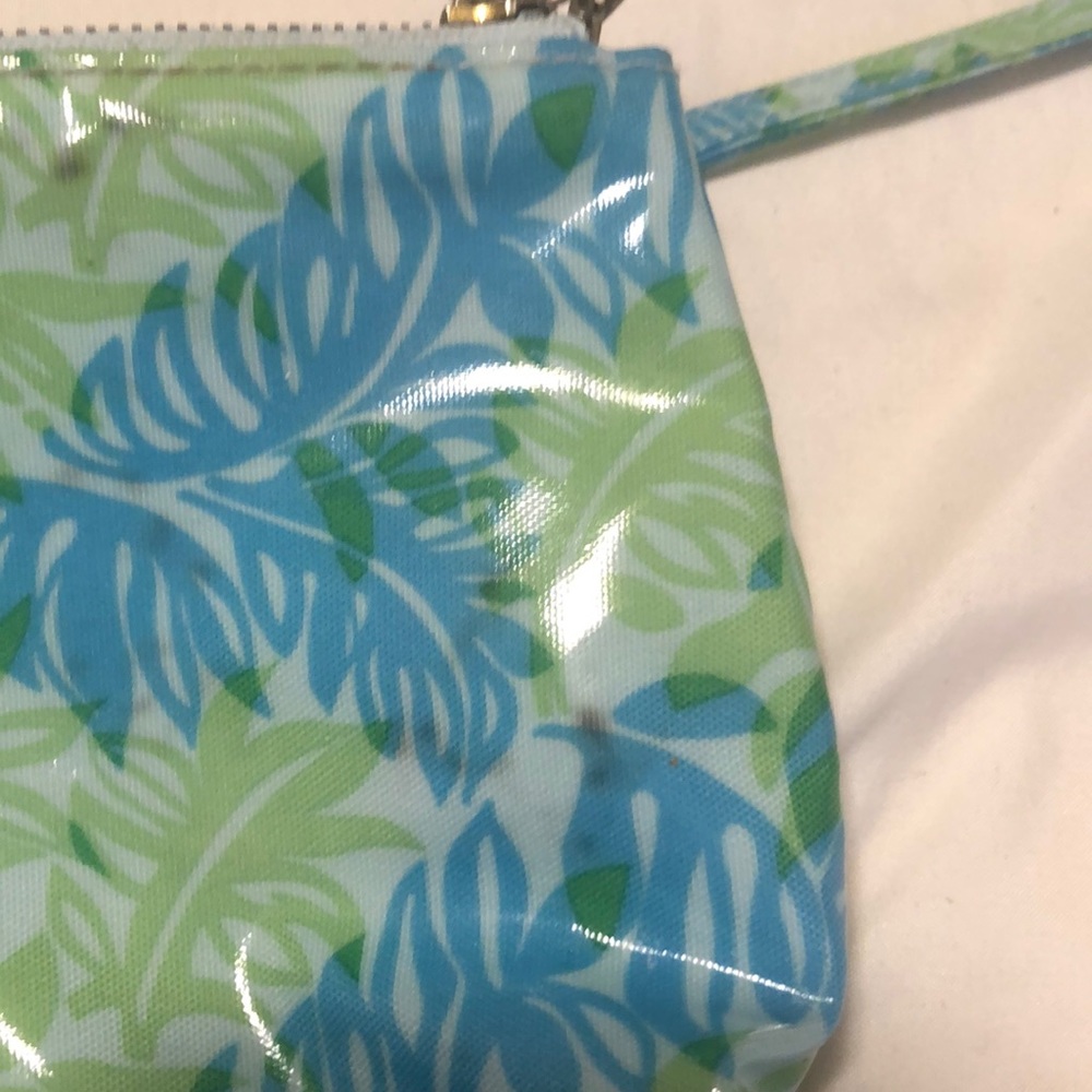 Lilly wristlet/makeup bag - Picture 5 of 8